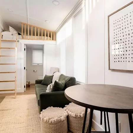 Stay Portland Collection - The Graffiti Alley Tiny House - Food, Art & Beer Exterior photo